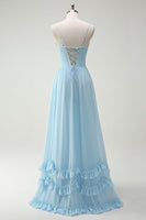 Laden Sie das Bild in den Galerie-Viewer, Grünes A-Linie Brautjungfernkleid mit Spaghettiträgern und Schlitz