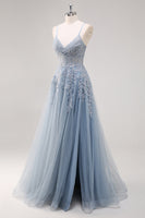 Laden Sie das Bild in den Galerie-Viewer, Lavendel A-Linie Langes Ballkleid aus Tüll mit Spaghettiträgern und Perlen und Schlitz