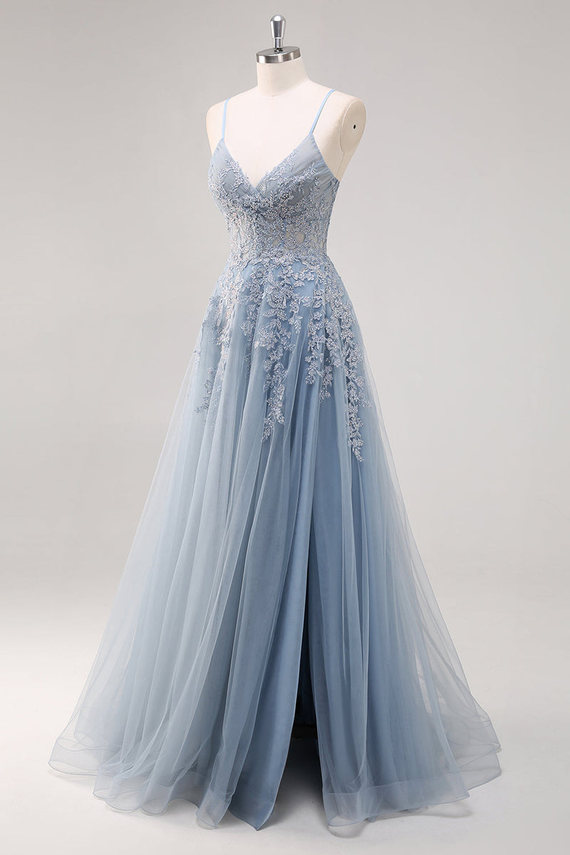 Laden Sie das Bild in den Galerie-Viewer, Lavendelfarbenes langes Ballkleid aus Tüll mit Spaghettiträgern und Perlen und Schlitz in A-Linie