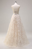 Laden Sie das Bild in den Galerie-Viewer, Helles Champagner Prinzessin Trägerloses Blumen Korsett Langes Ballkleid mit Pailletten