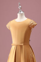 Laden Sie das Bild in den Galerie-Viewer, Goldenes Rundhalsausschnitt Chiffon A Linie Kurzarm Junior Brautjungfernkleid