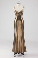 Laden Sie das Bild in den Galerie-Viewer, Goldenes Meerjungfrau Spaghettiträger Perlenbesetztes Langes Ballkleid