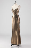 Laden Sie das Bild in den Galerie-Viewer, Goldenes Meerjungfrau Spaghettiträger Perlenbesetztes Langes Ballkleid