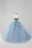 Laden Sie das Bild in den Galerie-Viewer, Prinzessin Grau Blau Trägerloses Quinceanera Kleid aus Tüll mit Applikationen