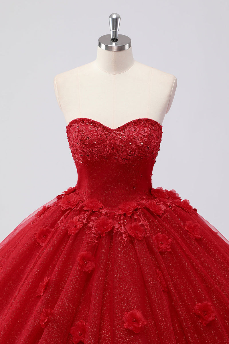 Laden Sie das Bild in den Galerie-Viewer, Funkelndes Rotes Ballkleid Trägerloses Quinceanera Kleid aus Tüll mit Blumenapplikationen