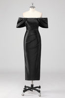 Laden Sie das Bild in den Galerie-Viewer, Schwarzes Schulterfreies Etui Ballkleid mit Perlen