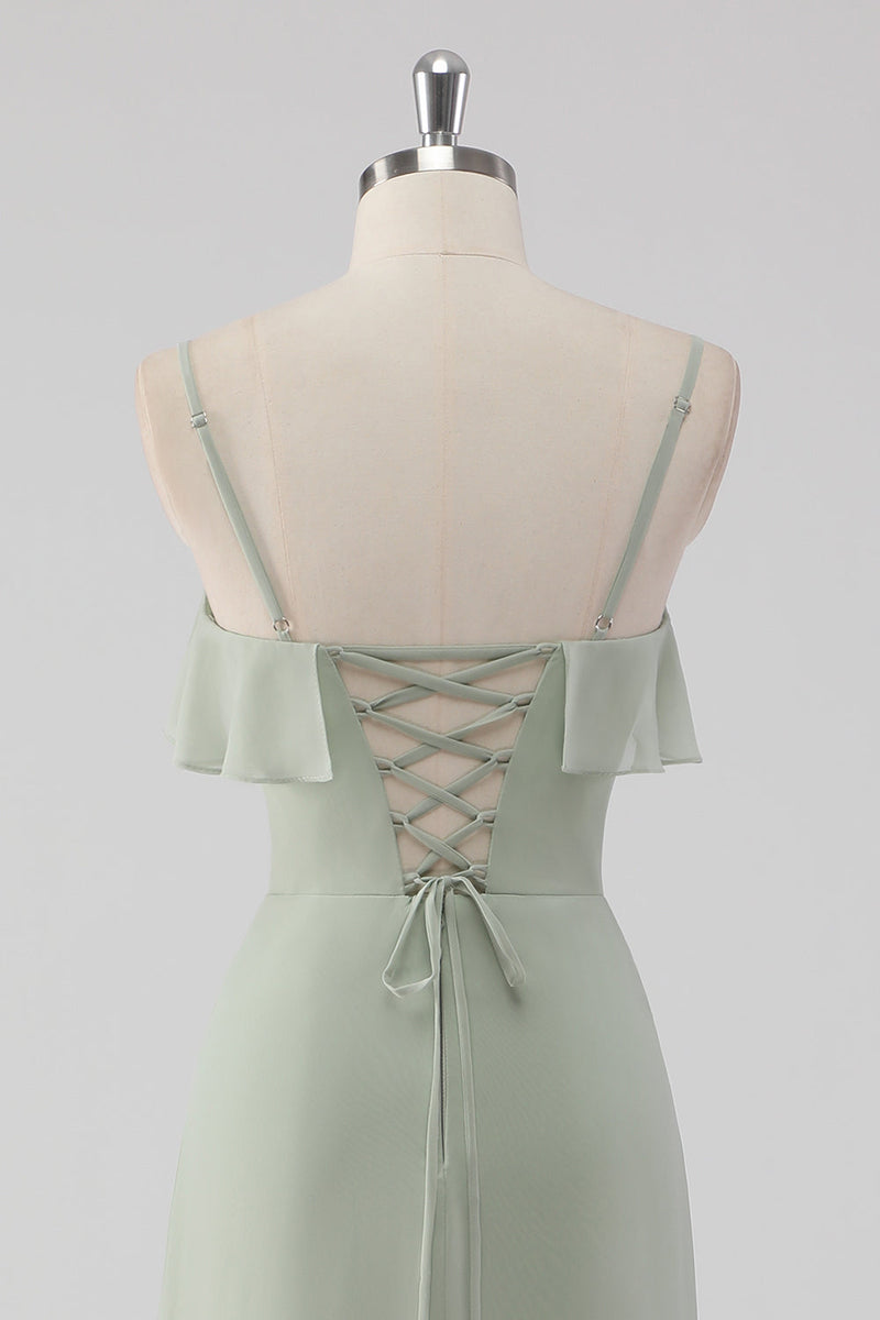 Laden Sie das Bild in den Galerie-Viewer, Dusty Sage Etui Rüschen Spaghettiträger Brautjungfernkleid