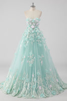 Laden Sie das Bild in den Galerie-Viewer, Prinzessin Mint Trägerloses Ball Quinceanera Kleid aus Tüll mit 3D-Blumen