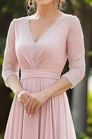 Laden Sie das Bild in den Galerie-Viewer, Rosa Elegantes Spitze Chiffon Kleid für die Brautmutter mit 3/4 Ärmeln