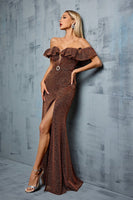 Laden Sie das Bild in den Galerie-Viewer, Glitzerndes schulterfreies Etui Abendkleid mit Rüschen und Schlitz