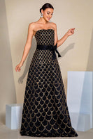 Laden Sie das Bild in den Galerie-Viewer, Schwarzes trägerloses langes Ballkleid in A-Linie mit Pailletten