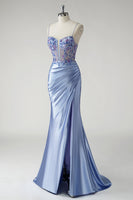 Laden Sie das Bild in den Galerie-Viewer, Glitzerndes blaues Meerjungfrauen Satin Blumen Ballkleid mit Schlitz