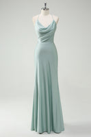 Laden Sie das Bild in den Galerie-Viewer, Zapaka Damen Salbei Ballkleid mit Schnürung Rücken Meerjungfrau Spaghettiträger Rüschen Langes Hochzeitspartykleid