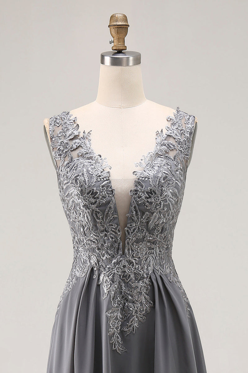 Laden Sie das Bild in den Galerie-Viewer, Anthrazit A Linie V-Ausschnitt Spitze Langes Brautmutterkleid mit Applikationen