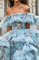 Laden Sie das Bild in den Galerie-Viewer, Blaues Asymmetrisches Schulterfreies Ballkleid aus Organza mit Blumenmuster und Rüschen