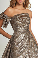 Laden Sie das Bild in den Galerie-Viewer, Gold Glitter A Linie Eine Schulter Plissee Ballkleid mit Schlitz