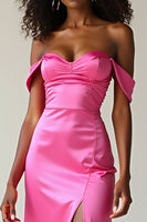 Laden Sie das Bild in den Galerie-Viewer, Einfaches Fuchsia Schulterfreies Satin Ballkleid mit Schlitz