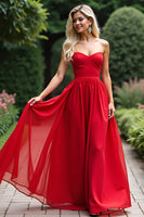 Laden Sie das Bild in den Galerie-Viewer, Rotes A-Linie Herzausschnitt Chiffon Langes Ballkleid
