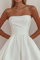 Laden Sie das Bild in den Galerie-Viewer, A-Linie Gerades Knielanges Standesamtkleid aus Satin