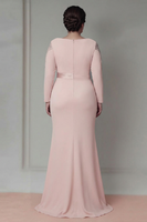 Laden Sie das Bild in den Galerie-Viewer, Sheath Blush Langärmeliges Satin Plus-Size Mutter der Braut Kleid mit Rüschen