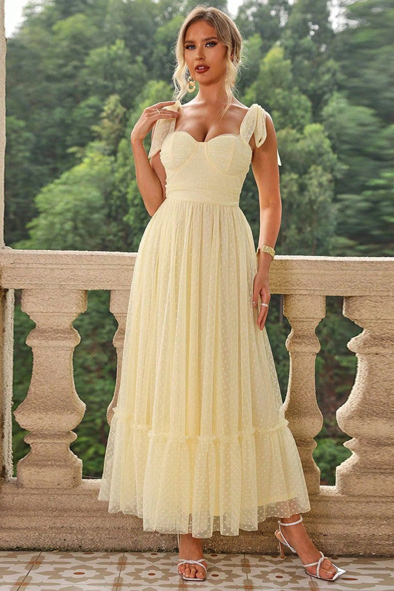 Laden Sie das Bild in den Galerie-Viewer, A Linie Plissee Schleife Spaghettiträger Schwarzes Langes Brautjungfernkleid