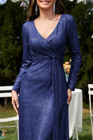 Laden Sie das Bild in den Galerie-Viewer, Glitzer Königsblaues Perlen V-Ausschnitt Lange Ärmel Plissee Etui Kleid für die Brautmutter