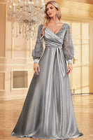 Laden Sie das Bild in den Galerie-Viewer, Marineblaues Pailletten Langarm Mutter der Braut Kleid mit langen Ärmeln