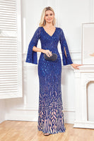 Laden Sie das Bild in den Galerie-Viewer, Glitzerndes Königsblaues V-Ausschnitt Brautmutterkleid mit langen Ärmeln