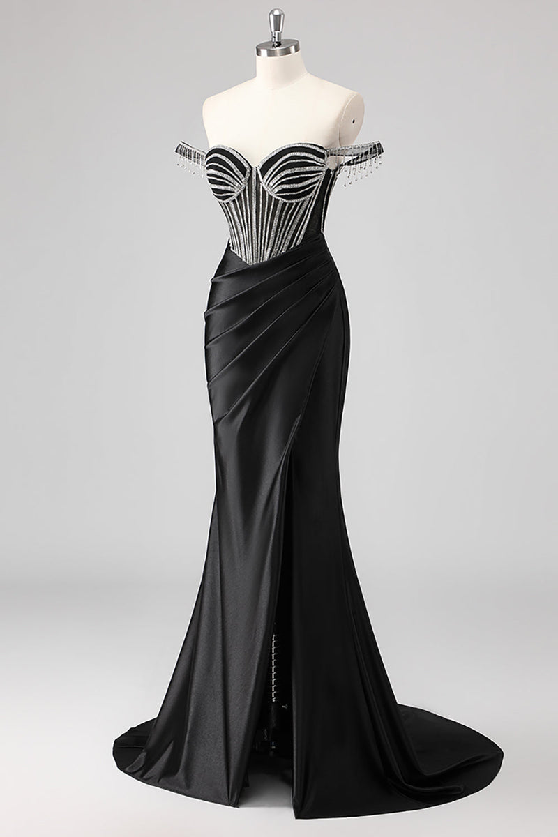 Laden Sie das Bild in den Galerie-Viewer, Glitzerndes Schwarzes Meerjungfrau Schulterfreies Ballkleid mit Perlenstickerei und Schlitz