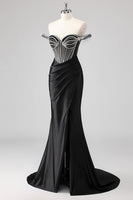 Laden Sie das Bild in den Galerie-Viewer, Glitzerndes Meerjungfrau Kalte Schulter Langes Perlenbesetztes Rosa Ballkleid mit Schlitz