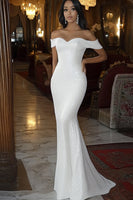 Laden Sie das Bild in den Galerie-Viewer, Weiße Pailletten Schulterfreies Meerjungfrauen Brautkleid