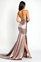 Laden Sie das Bild in den Galerie-Viewer, Dusty Rose Meerjungfrau Neckholder Satin Ballkleid mit Schlitz