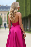 Laden Sie das Bild in den Galerie-Viewer, Fuchsia Trägerloses A-Linie Ballkleid mit Schlitz