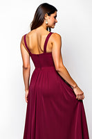 Laden Sie das Bild in den Galerie-Viewer, Burgundy Langes A-Linie Gerafftes Chiffon Hochzeitsgastkleid