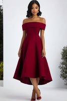 Laden Sie das Bild in den Galerie-Viewer, Burgundy Schulterfreies Midi Ballkleid in A-Linie