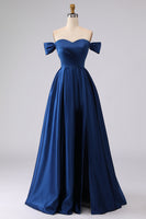Laden Sie das Bild in den Galerie-Viewer, Große Größen Marineblaues Schulterfreies Satin Ballkleid mit Schlitz