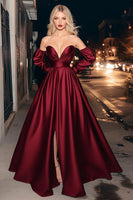 Laden Sie das Bild in den Galerie-Viewer, Burgundy Trägerloses Gerafftes A-Linie Ballkleid aus Satin mit Schlitz