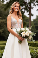 Laden Sie das Bild in den Galerie-Viewer, Satin Spitze Elfenbein Spaghettiträger A Linie Hochzeitskleid mit Perlen