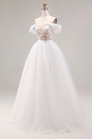 Laden Sie das Bild in den Galerie-Viewer, Elfenbein Schulterfreies Besticktes Tüll Langes Ballkleid Hochzeitskleid