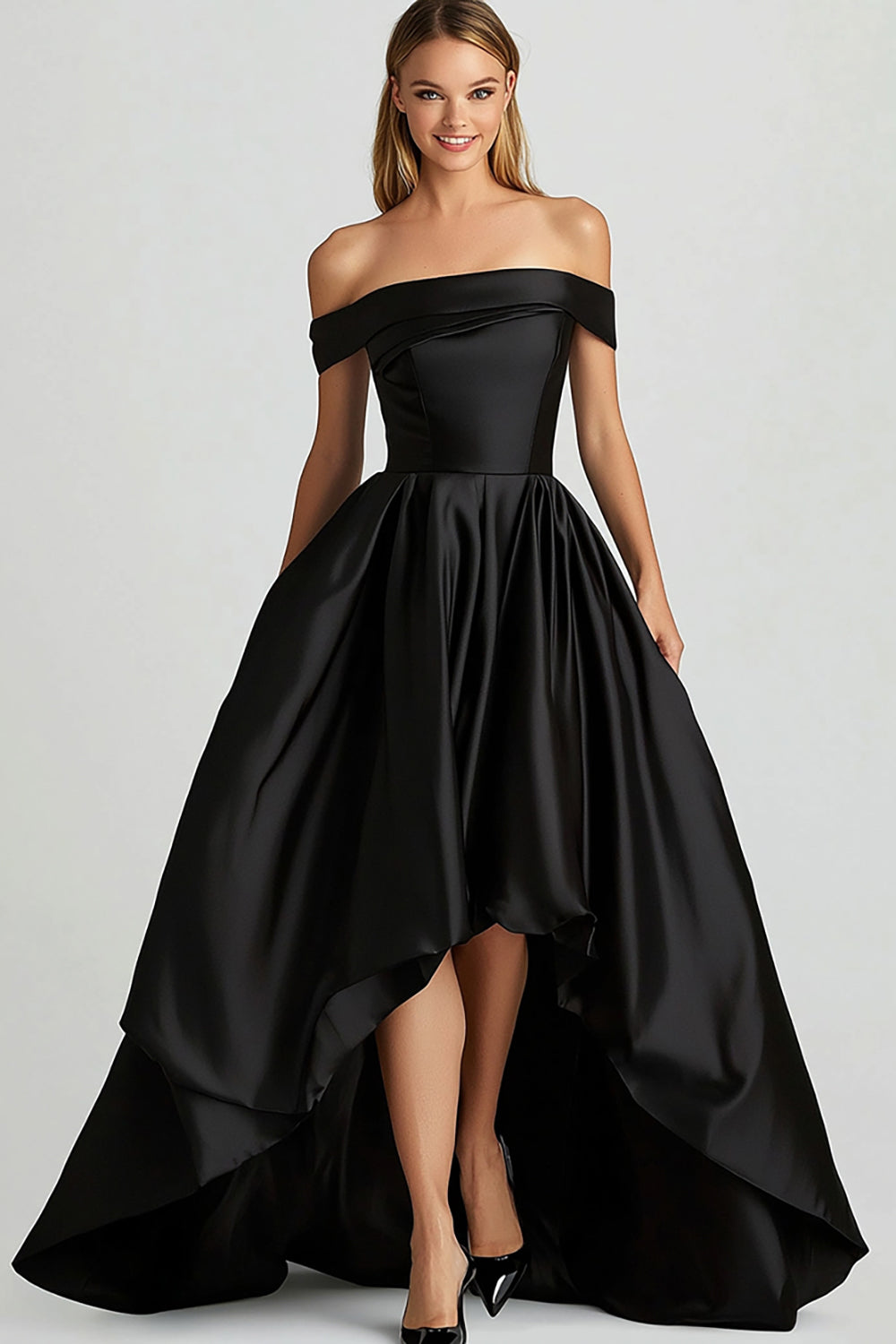 Schwarzes Schulterfreies Asymmetrisches Ballkleid aus Satin