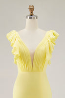 Laden Sie das Bild in den Galerie-Viewer, Gelbes Meerjungfrauen V-Ausschnitt Rüschen Abendkleid mit Schlitz