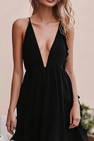 Laden Sie das Bild in den Galerie-Viewer, Schwarzes Chiffon Partykleid in A-Linie mit tiefem V-Ausschnitt