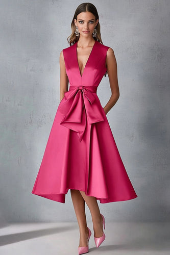 Fuchsia Satin V-Ausschnitt A-Linie Kleid für Hochzeitsgäste