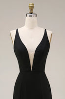 Laden Sie das Bild in den Galerie-Viewer, Schwarzes Meerjungfrauen Satin Hochzeitsgastkleid mit Spitze