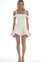 Laden Sie das Bild in den Galerie-Viewer, A-Linie Schulterfreies Weißes Mini Standesamtkleid aus Satin mit Rüschen