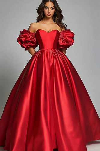 Rotes Schulterfreies Ballkleid aus Satin mit Rüschen
