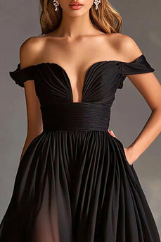 Schwarzes schulterfreies A-Linie Chiffon Ballkleid