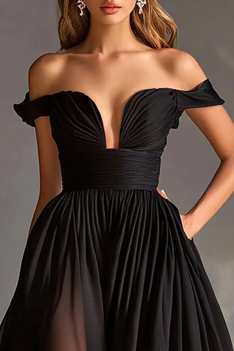 Laden Sie das Bild in den Galerie-Viewer, Schwarzes schulterfreies A-Linie Chiffon Ballkleid