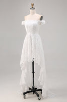 Laden Sie das Bild in den Galerie-Viewer, Weißes Schulterfreies Hoch Niedrig Boho Brautkleid aus Spitze