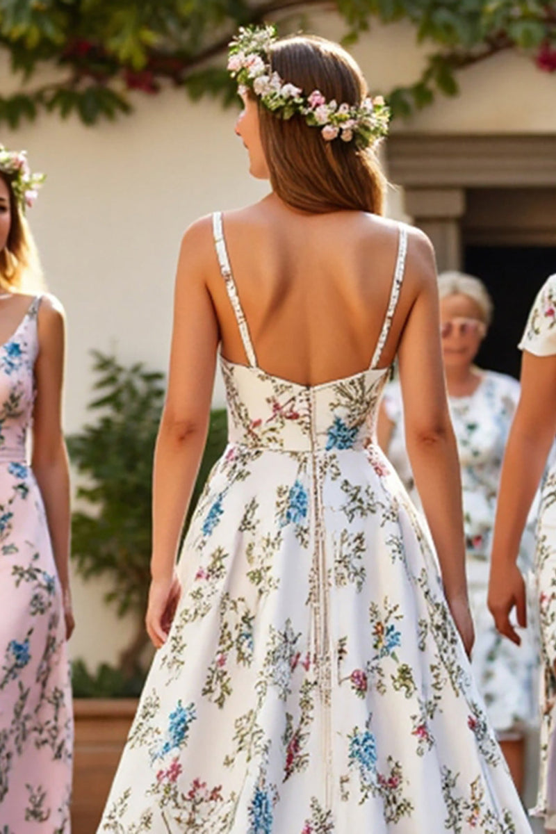 Laden Sie das Bild in den Galerie-Viewer, Weißes A Linie V-Ausschnitt Blumen Brautkleid mit Sweep Train